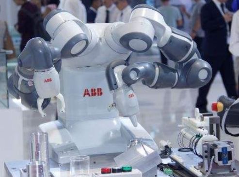 ABB機器人精準(zhǔn)剪切與裝配 推動汽車制造自動化的關(guān)鍵技術(shù)